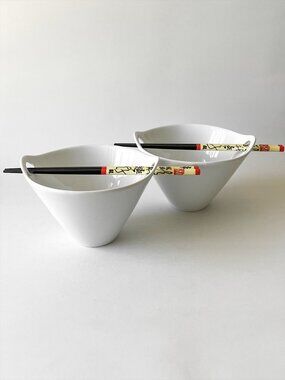 [NEW]Set of 2 Crate&Barrel White Porcelain Kai Noodle Bowls w/ Chopsticks